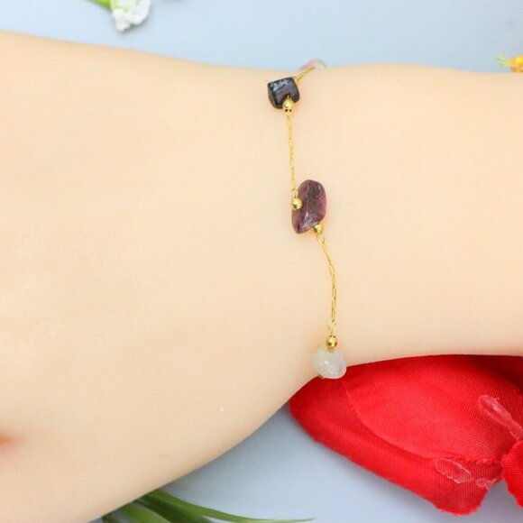"Elegant & Trendy Bracelet, A Perfect Gift for Women, Thoughtful, EVCH1026 - Picture 3 of 9